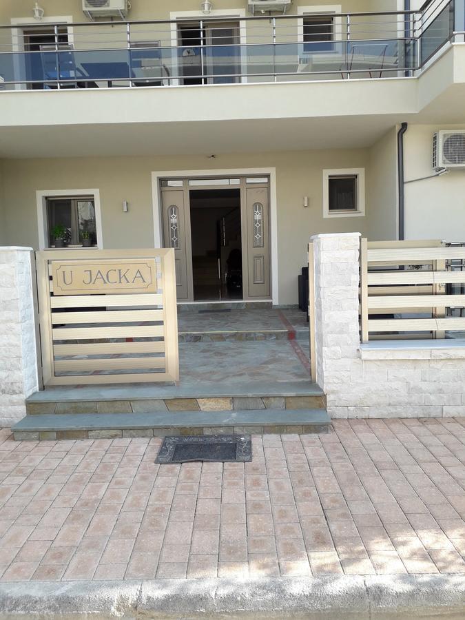 U Jacka Neoi Poroi Exterior foto